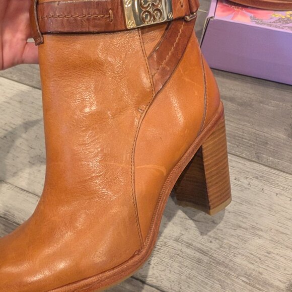 Coach Kassandra Camel Tan Leather Ankle Boots Heels Size 9 ~4” Heel - Picture 8 of 12